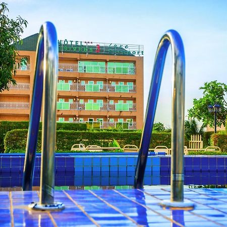 Hotel Univers 3 Aeroport Luxe Niamey Eksteriør bilde